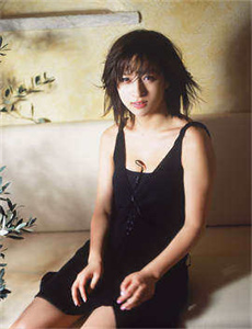 《欧美99热》