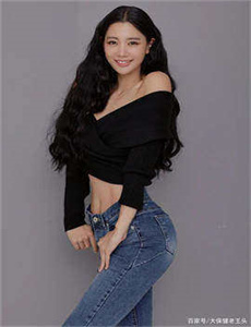 《李鸾英》