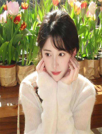 《红影“一”脉之一大文物故事》色彩运用精准解析：色调选择与情绪表达分析，提名影片